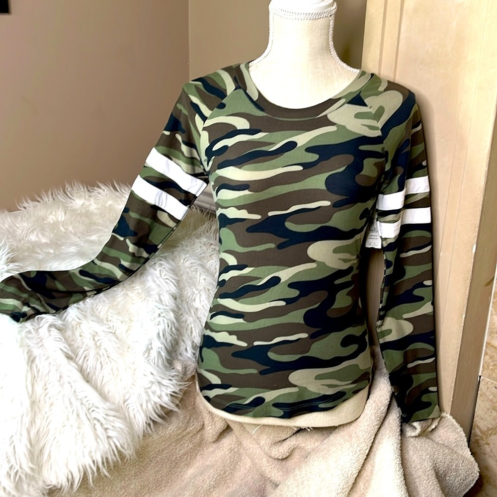 Long sleeve top